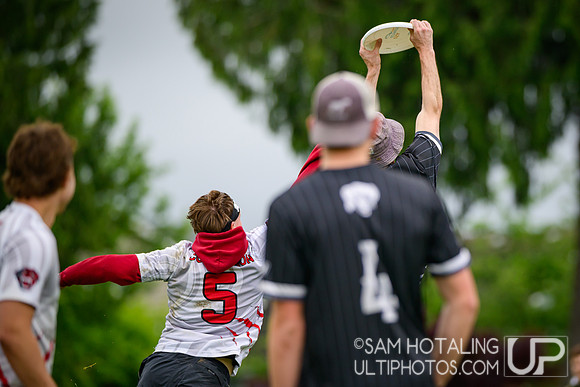Round II pool play at USAU D-III College Championships
