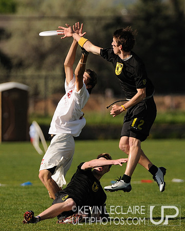Friday 8:30am round -- 2011 USAU College Championships