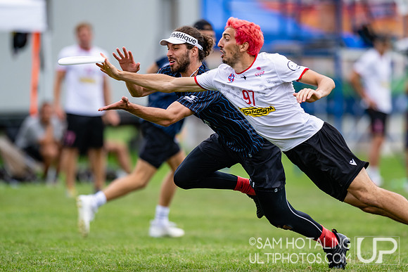 CUSB Open vs Mephisto in pool play at World Ultimate Club Championships