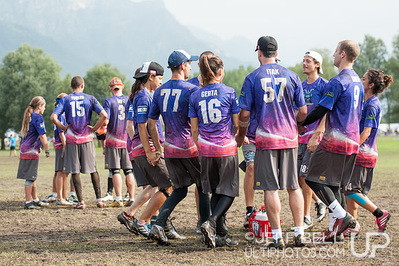 wucc2014_day6_20140807_094716_JBP02273