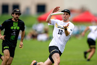 Melbourne Ellipsis vs Wildcats in pool play at World Ultimate Club Championships