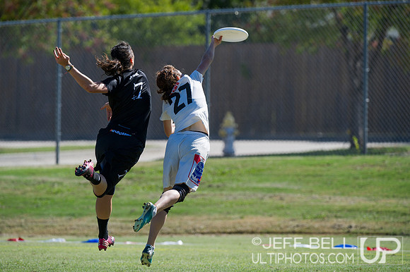 USAU_Nationals_2013_Saturday_20131019_135806_JBP8869