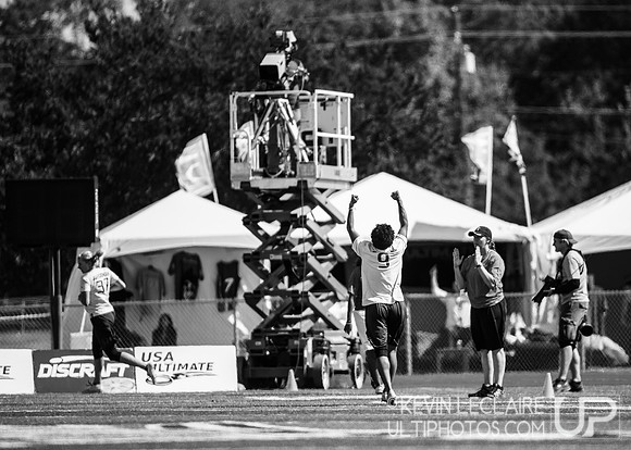 Scandal vs. Fury -- 2013 Women's National Championship Game