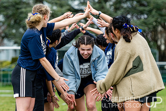 The ninth annual Douglas Bowl featuring UVIC and UBC Women’s and Open Ultimate teams.