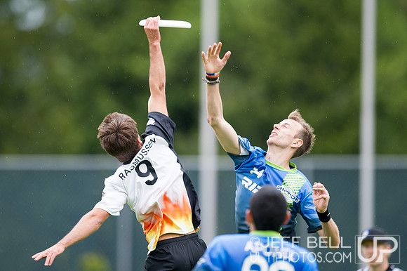 Riptide_Flamethrowers_20140427_145819_JBP01682