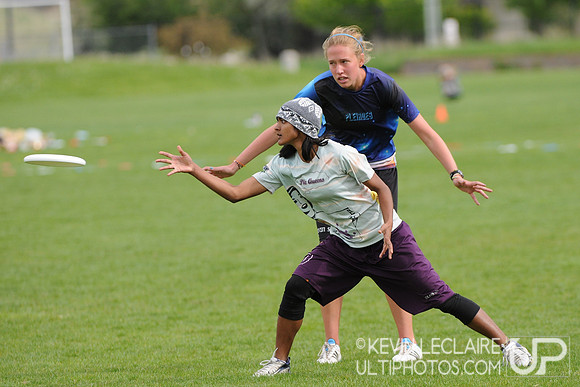 Saturday 5pm Crossover Round -- 2011 USAU College Championships
