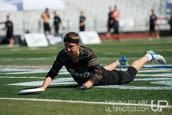 Drag'n Thrust vs. Ghosts Mixed Semi 2013 USA Ultimate Club Natio