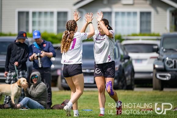 Colorado Quandary vs Washington Element in quarterfinals at USAU D-I College Championships