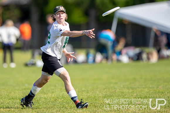 Day 2 of the USA Ultimate D-I College Championships
