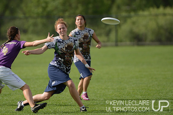 2012 USAU D-I College Championships Saturday Action
