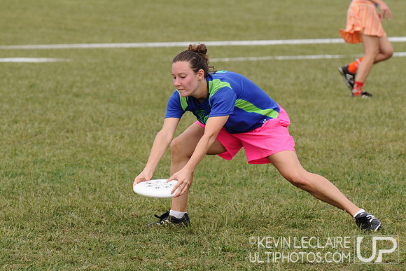 Sunday Women's Division - Touch of Grey v. Bitchmonkeys - 2009 Capital Sectionals