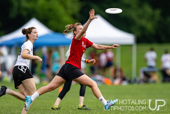Bristol Women vs FABulous in pool play at World Ultimate Club Championships