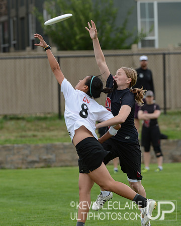 2012 USAU D-I College Championships Friday Round 1 Action