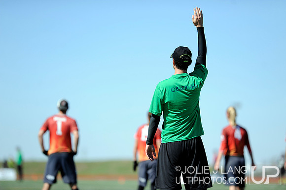 USA Ultimate Nationals Championships 2013 - Drag'n Thrust vs The Ghosts Semi-Final game