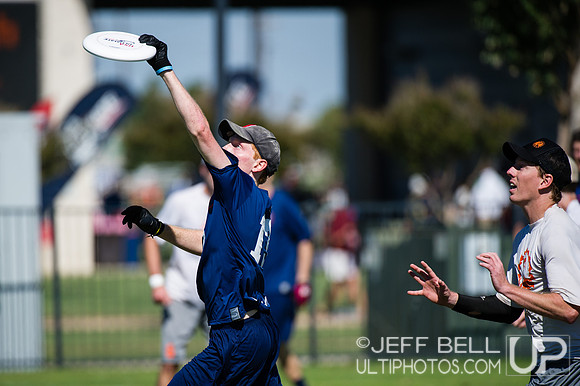 USAU_Nationals_2013_Thursday_20131017_140726_JBP1675