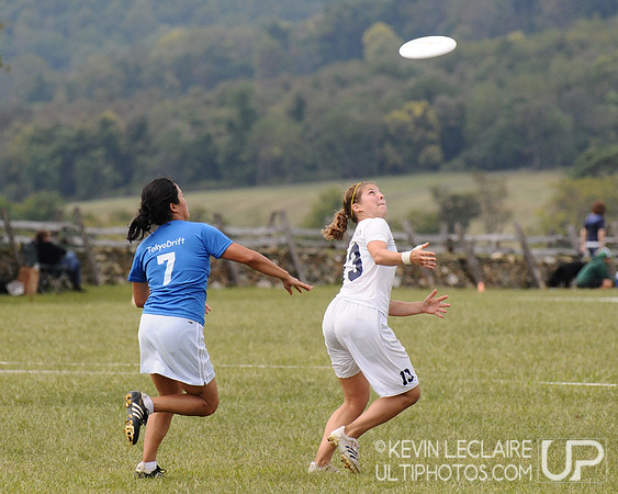 Sunday Women's Division - Georgetown v. Dirty Ladies A - 2009 Capital Sectionals