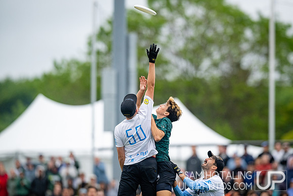 Semifinals at USAU DI College Championships