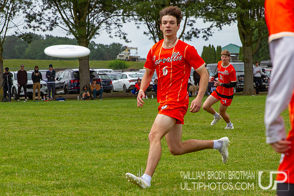 Day 1 of the USA Ultimate D-I College Championships