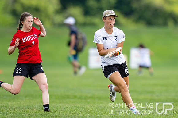 Bristol Women vs FABulous in pool play at World Ultimate Club Championships