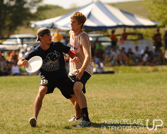 Sunday Elite Open Playoff action -- Chesapeake Open 2010