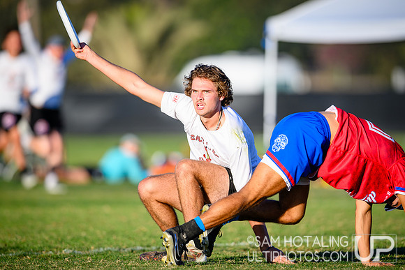 Doublewide vs Shrimp during Club Championships at Surf Cup Sports Park