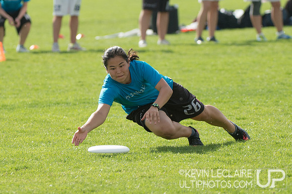 2012 USAU D-I College Championships Saturday Action