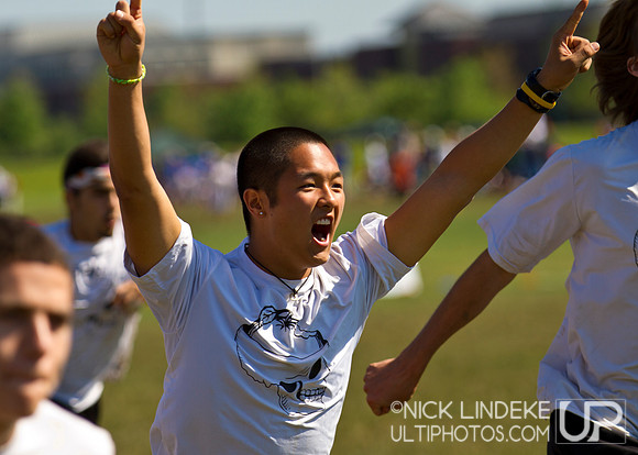 Sunday Action - D-III College Championships