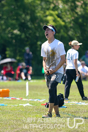 Pool play at USAU D1 College Championships