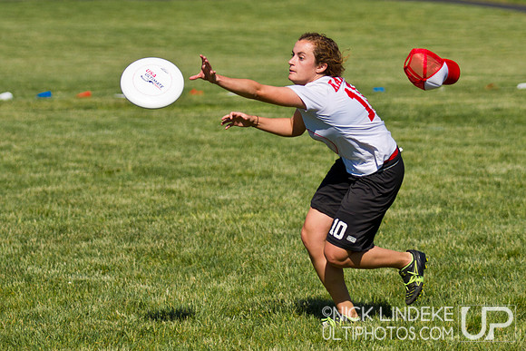 2014 USAU D-I College Champs Friday Action