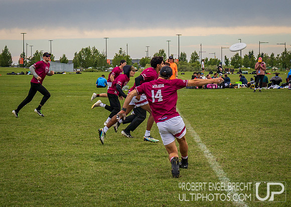 Edmonton, AB: Canadian Ultimate Seniors Championships 2025. Saturday, Aug. 16