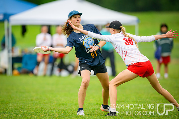 Round II pool play at USAU D-III College Championships