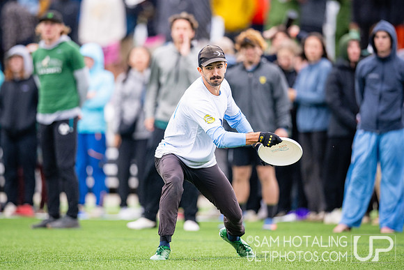 Semifinals at USAU DI College Championships
