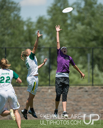 2012 USAU D-I College Championship Game Action