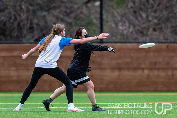 Youth ultimate frisbee at Seven Hills Invite