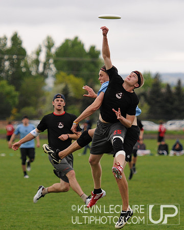 Sunday Photo Highlights Preview -- 2011 USAU College Championship