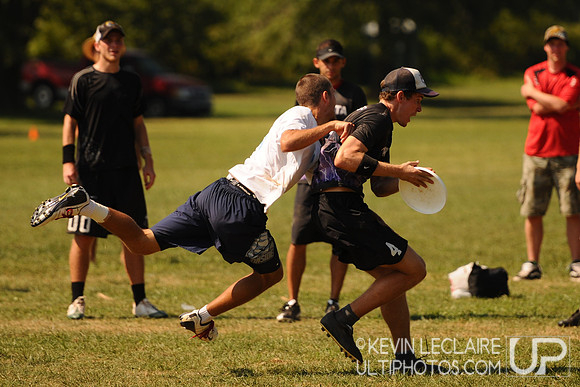 Sunday Elite Open Playoff action -- Chesapeake Open 2010