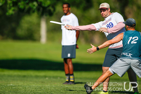 Day 2 of 2022 USA Ultimate Masters Championships