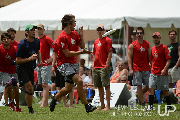 Johnny Bravo v. Chain Lightning -- Open Division Finals -- 2012 US Open Sunday Action