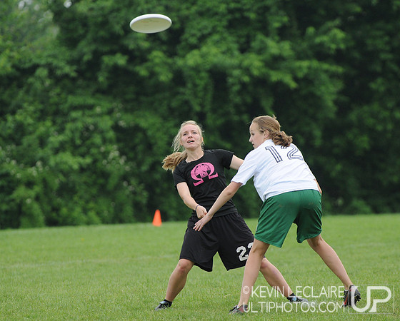 Girls 10:30am Sunday Round (Qtrs) -- 2011 HS Easterns