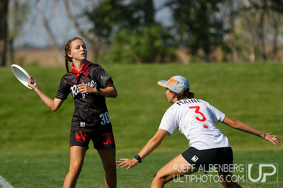 Pool play at USAU Youth Club Championships