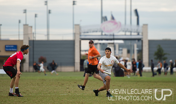 2013 USA Ultimate Club National Championships Friday