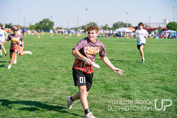 Pool play at 2024 USAU Youth Club Championship