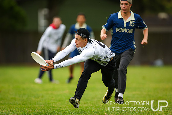 Sunday full coverage from USAU D-IIII College Championships: Round 1
