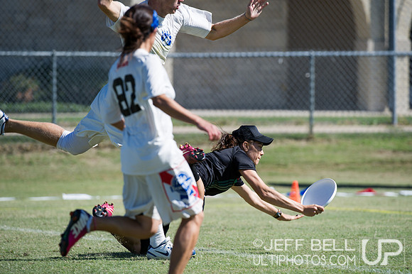 USAU_Nationals_2013_Saturday_20131019_141111_JBP9037