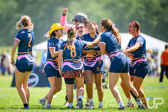 Saturday pool play at USAU D-I College Championships