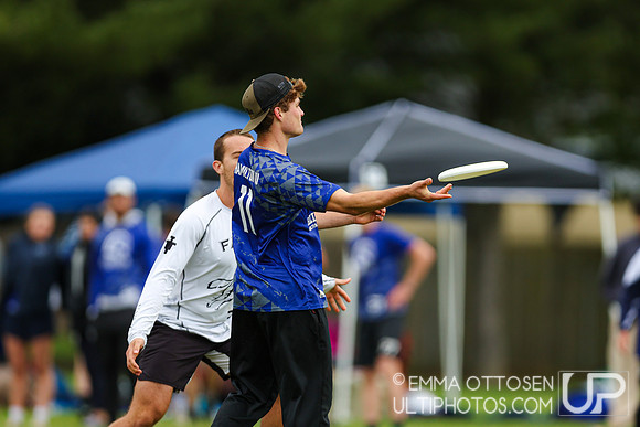 Sunday full coverage from USAU D-IIII College Championships: Round 2