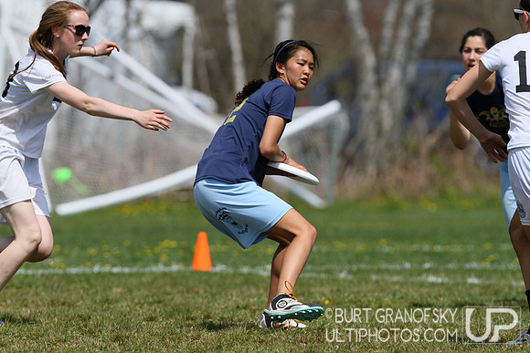 Sunday Action, Girls -- USAU 2014 HS Northeastern Championships