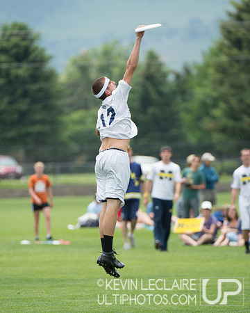 2012 USAU D-I College Championships Friday Action