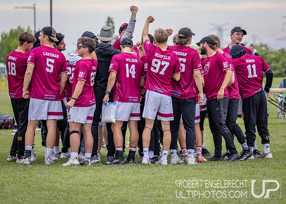 Edmonton, AB: Canadian Ultimate Seniors Championships 2025. Saturday, Aug. 16