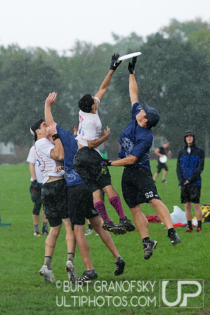Sunday - Mixed Round 1 - 2016 USAU Northeast Regionals